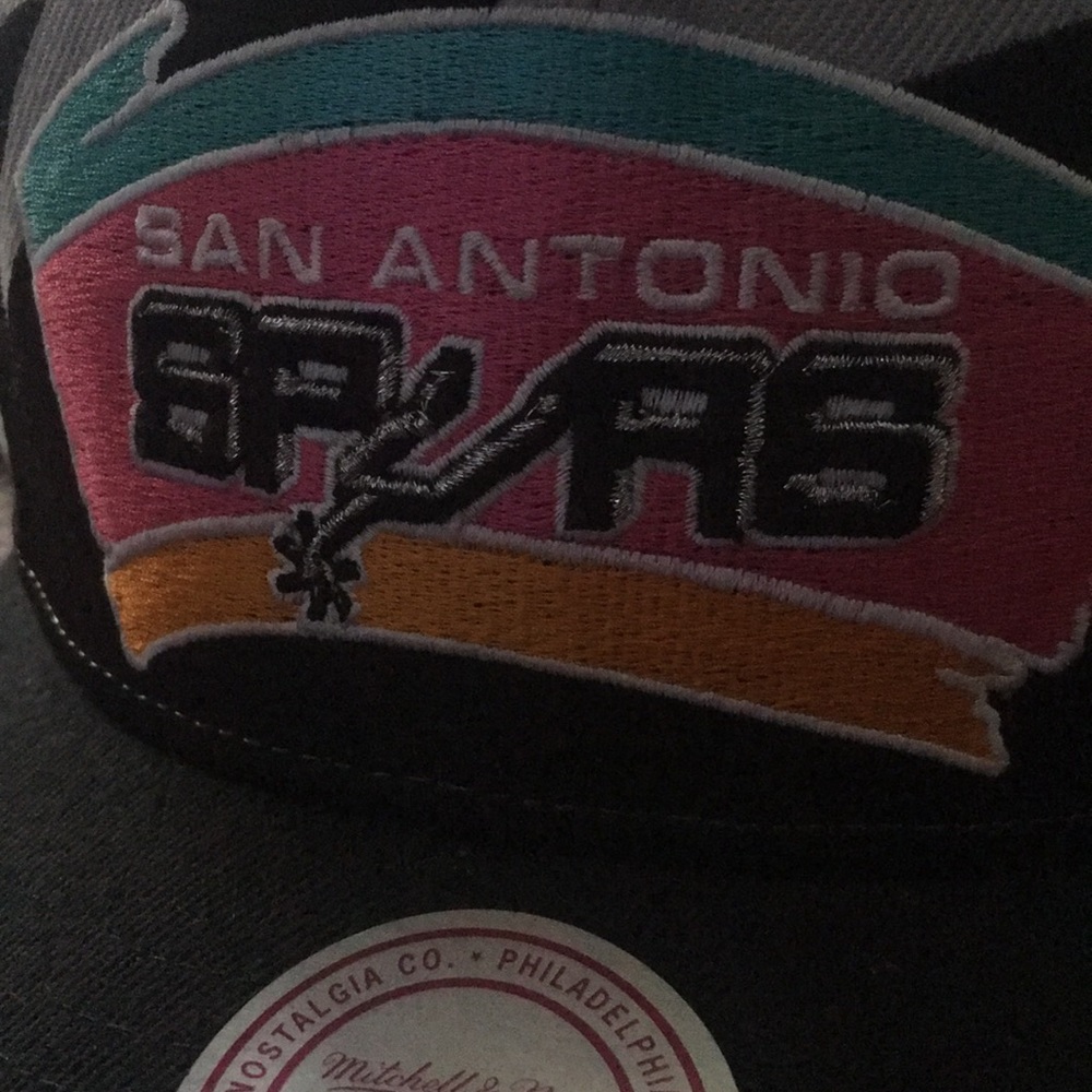 Spurs Shark Snapback